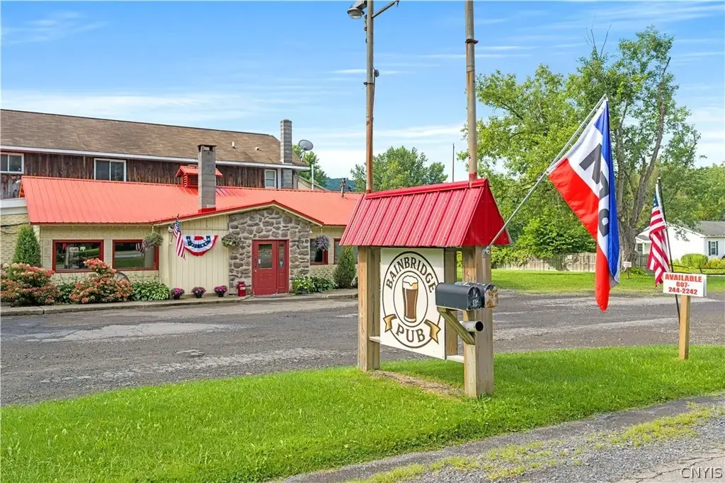 2582 State Highway 7, Bainbridge