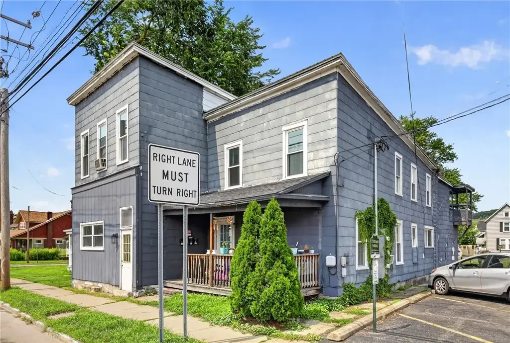 107 W Pulteney Street, Corning City