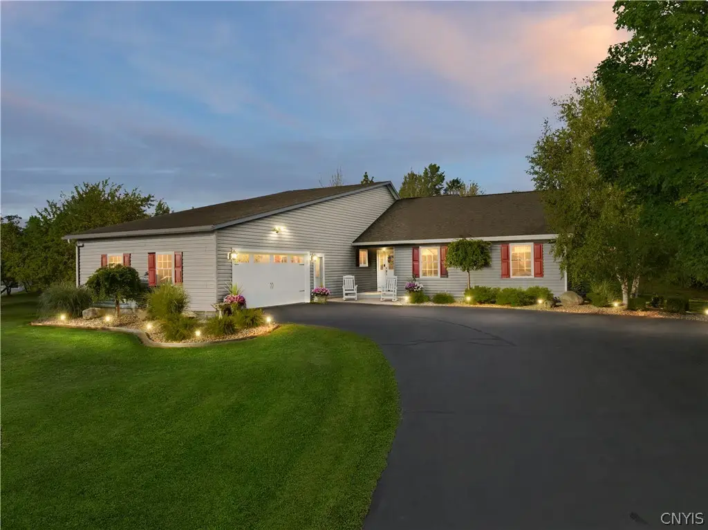 4407 Hawthorne Drive, Vernon