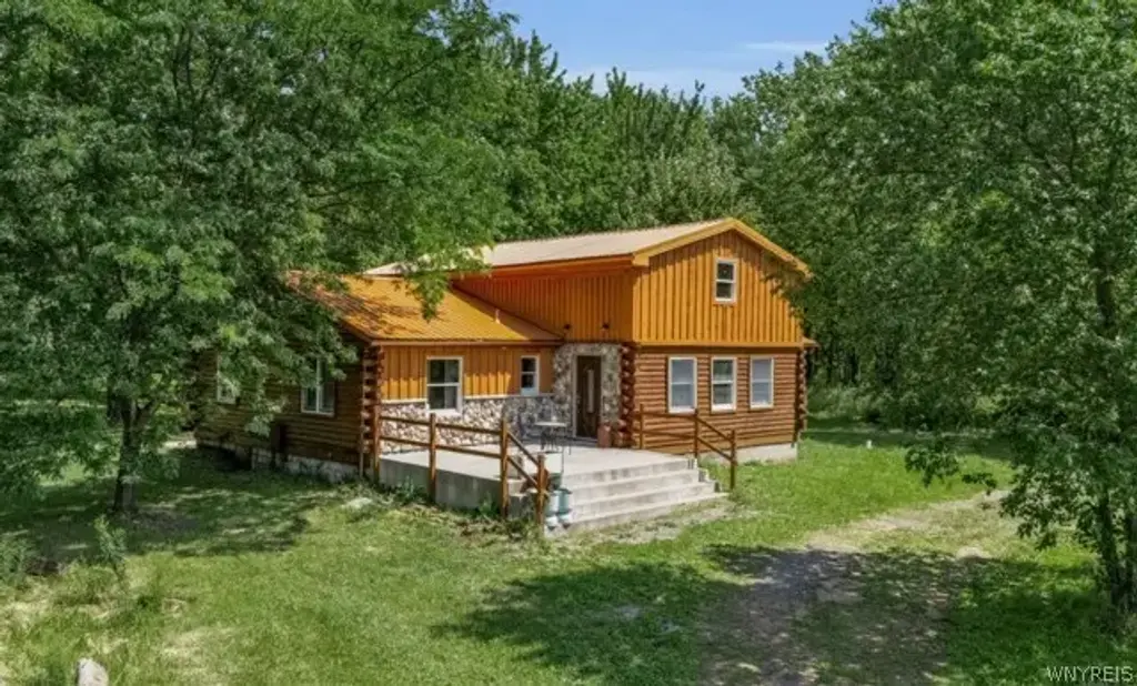 1685 Carmen Road, Somerset