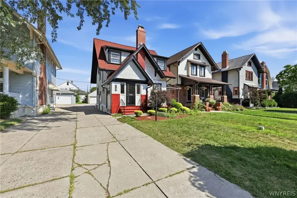 263 Norwalk Avenue, Buffalo