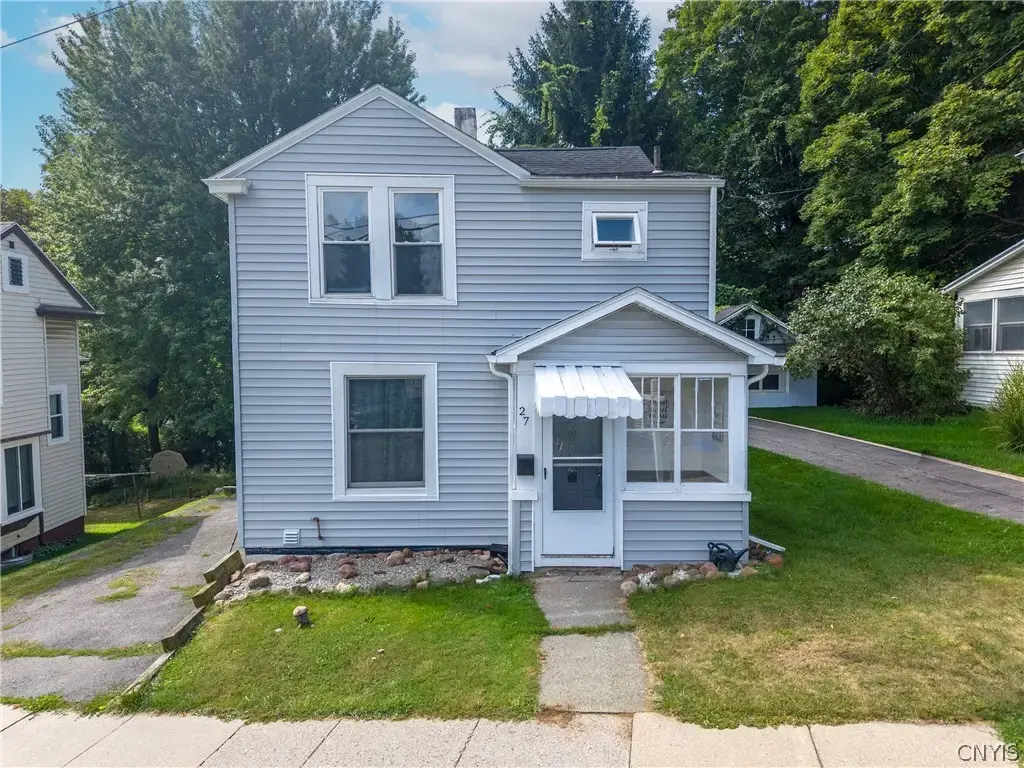 27 Elderkin Avenue, Camillus