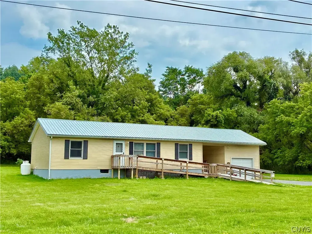 5946 Valley Mills Road, Stockbridge