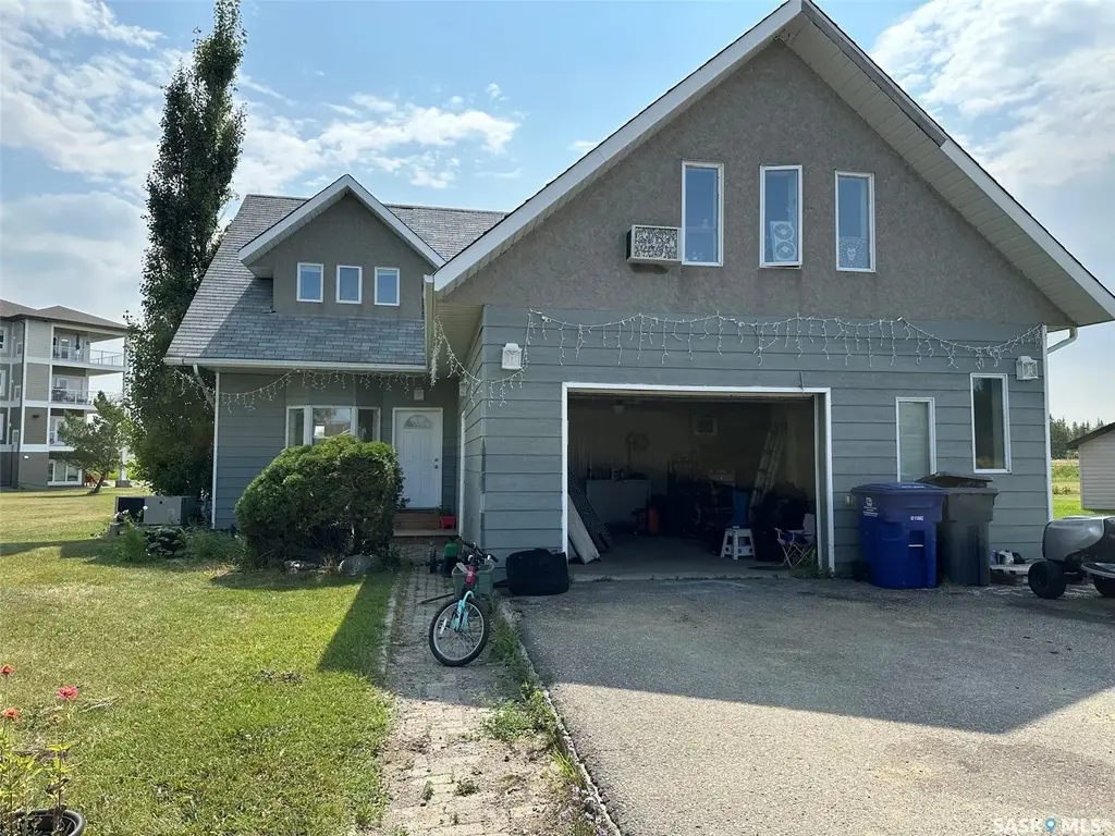 108 Lundy Place, Stoughton