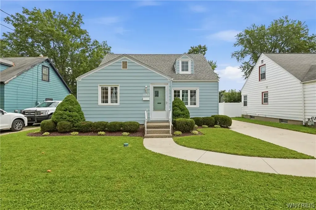 1247 89th Street, Niagara Falls
