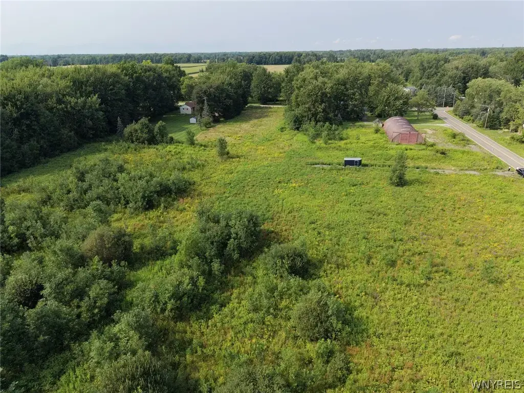 709 Schoelles Road, Amherst