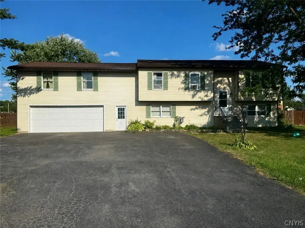 9544 Neva Lane, Cicero