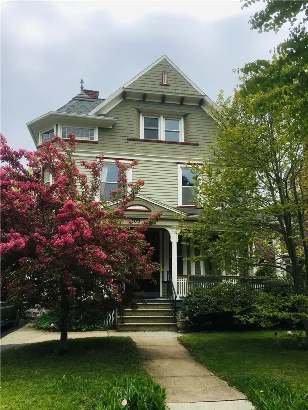 209 Linden Street, Rochester
