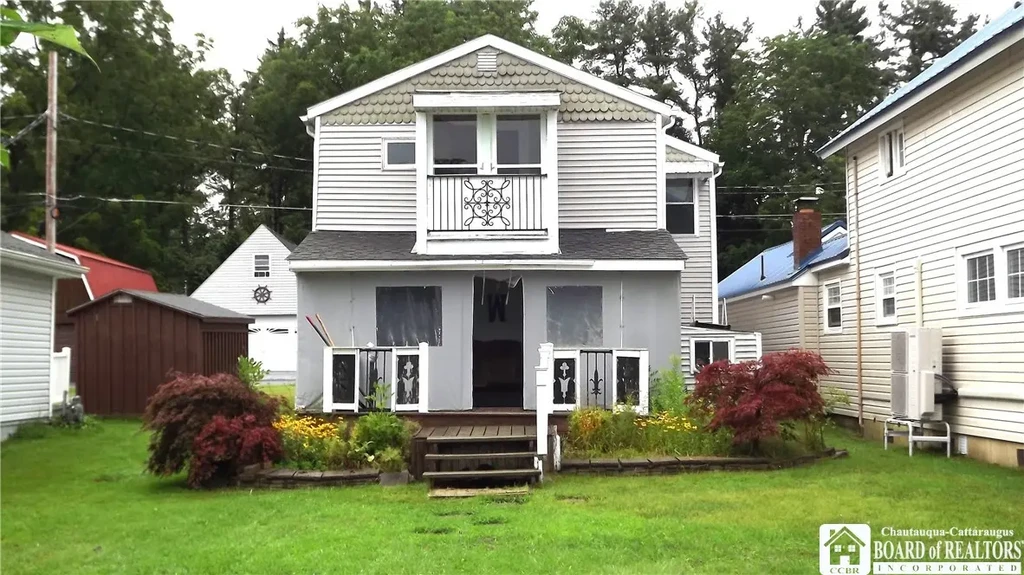 3529 Lake Street, Ellicott