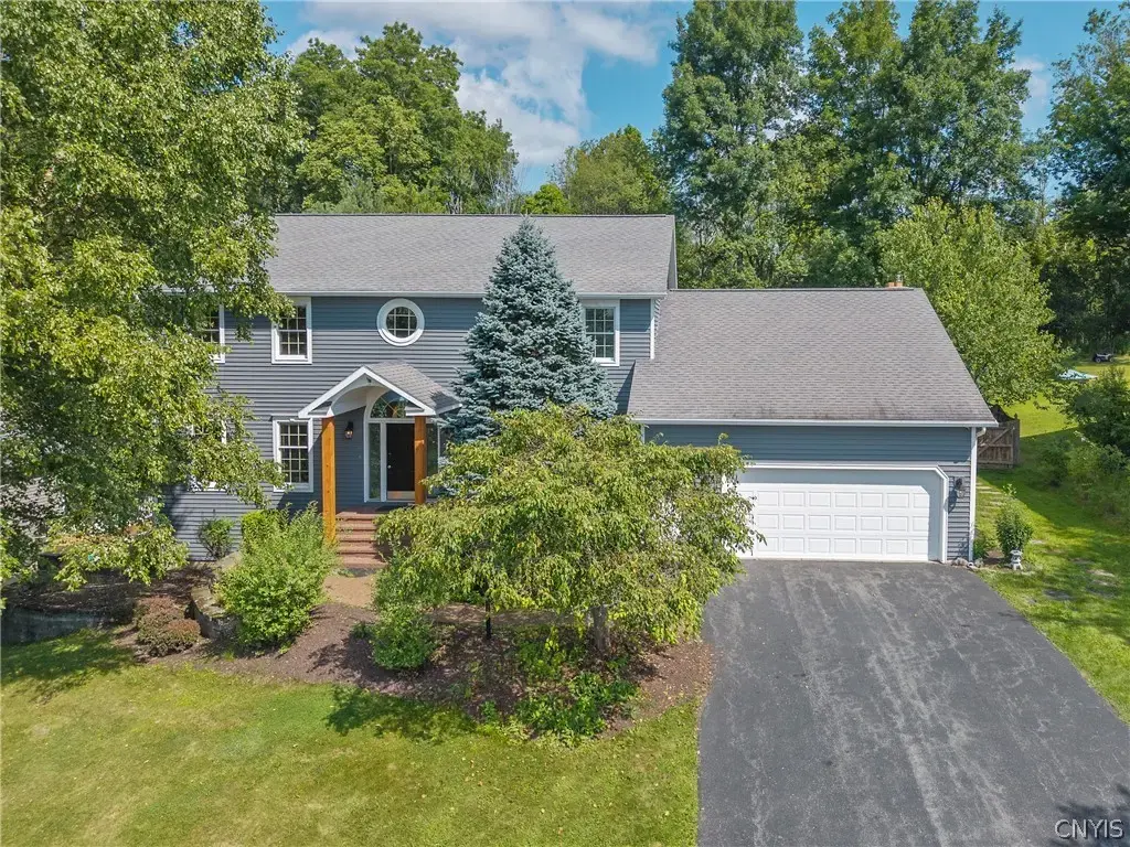 7815 Rolling Ridge Drive, Manlius