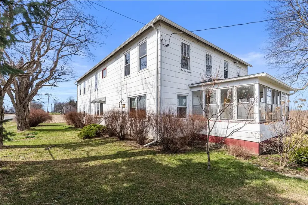 3196 State Route 488, Hopewell