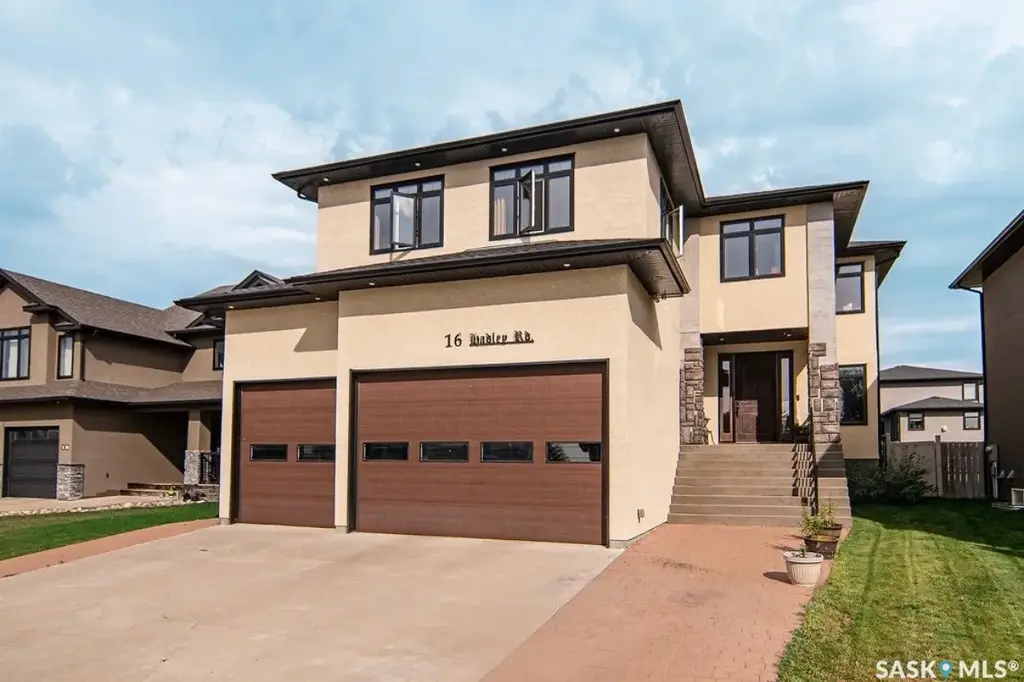 16 Hadley Road, Prince Albert