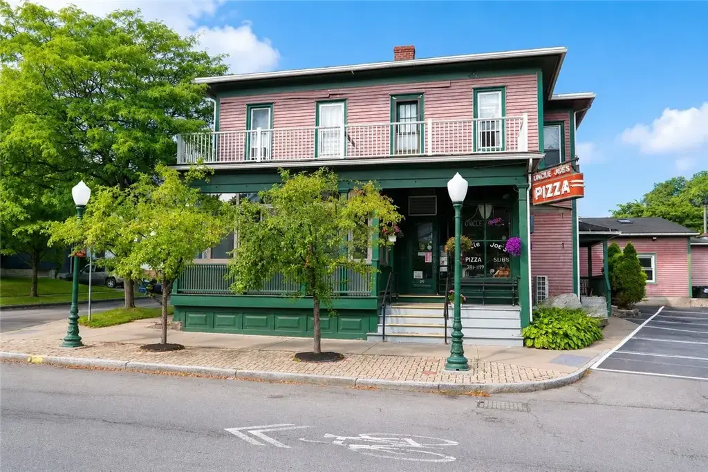 99 N Genesee Street, Geneva City