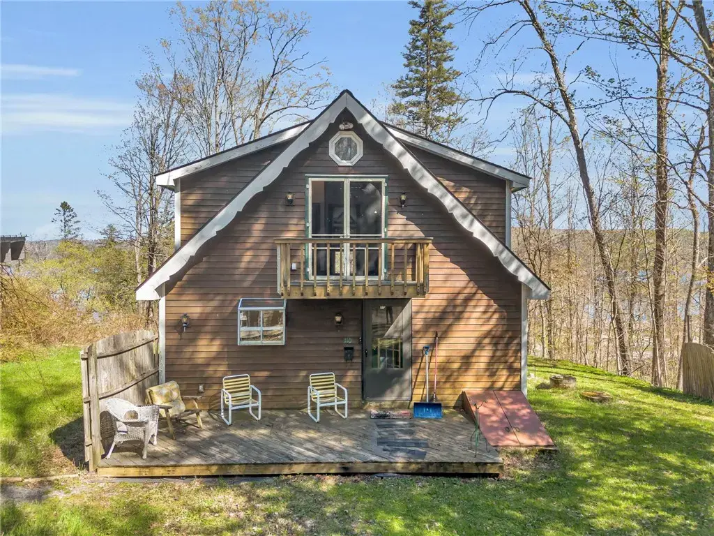 110-114 Pine Ridge Road, Otsego