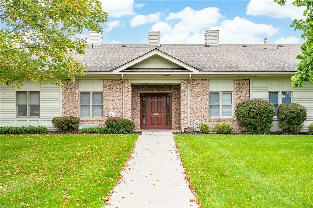 10 Assembly Drive, Mendon