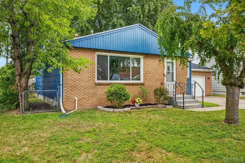 39 Lemoine Avenue, Cheektowaga