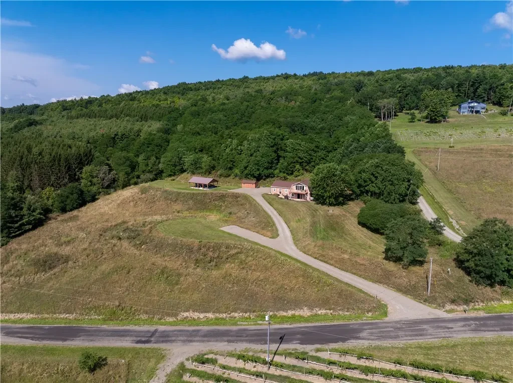 8755 Greyton H Taylor Memorial Drive, Urbana