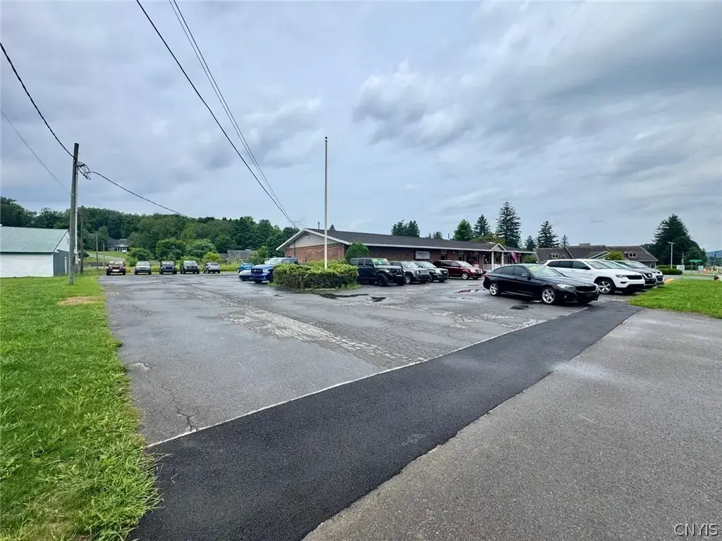 4077 West Road, Cortland