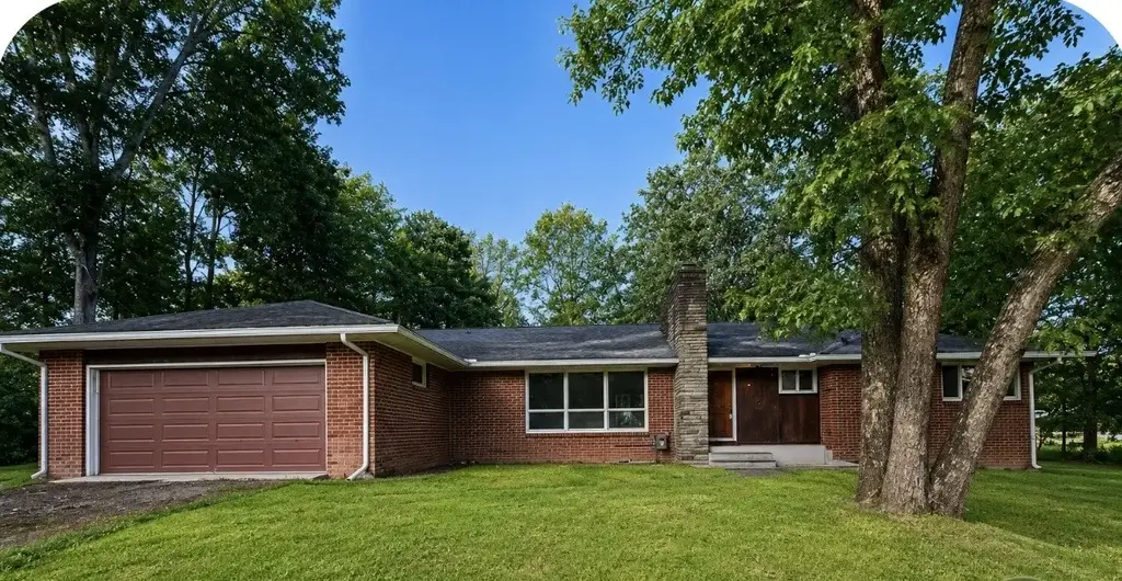 2898 Downing Street, Corning