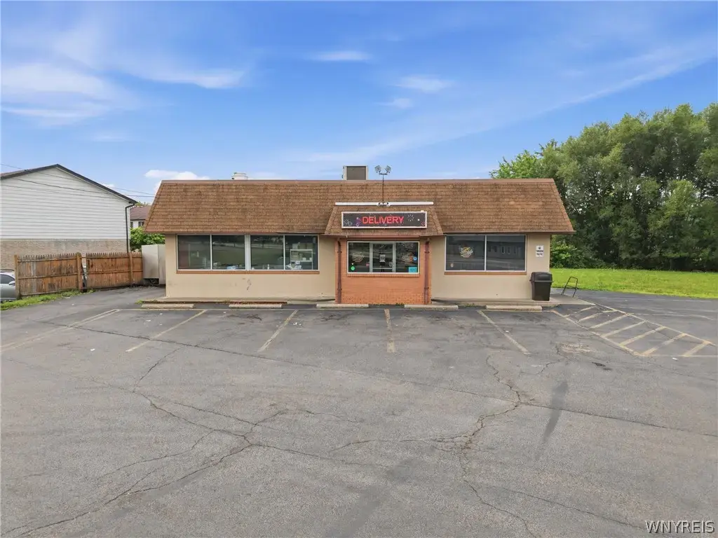 2195 Clinton Street, West Seneca
