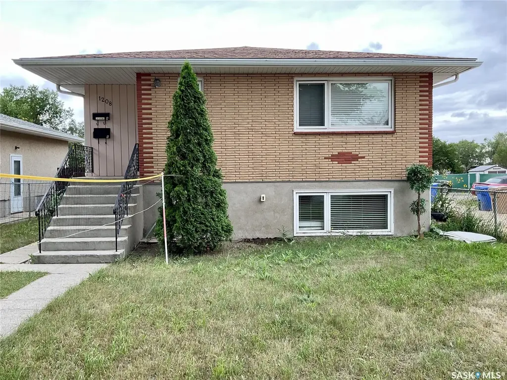 1208 Bond Street, Regina