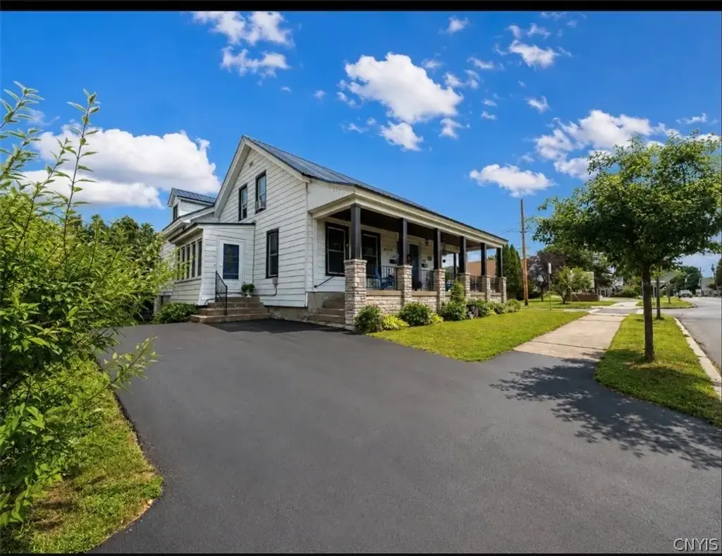 164 And 166 Main Street, Boonville