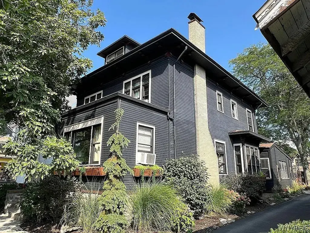 21 Parkside Avenue, Buffalo