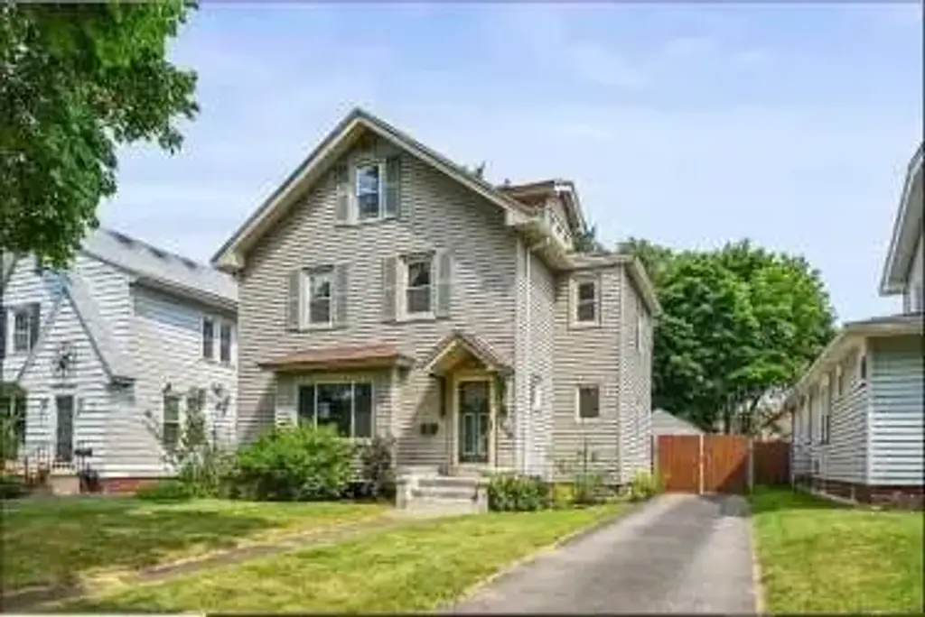 236 Barry Road, Irondequoit
