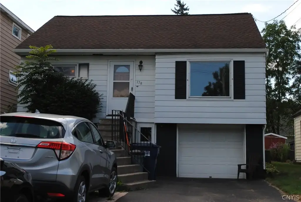 178 Hillsdale Avenue, Syracuse