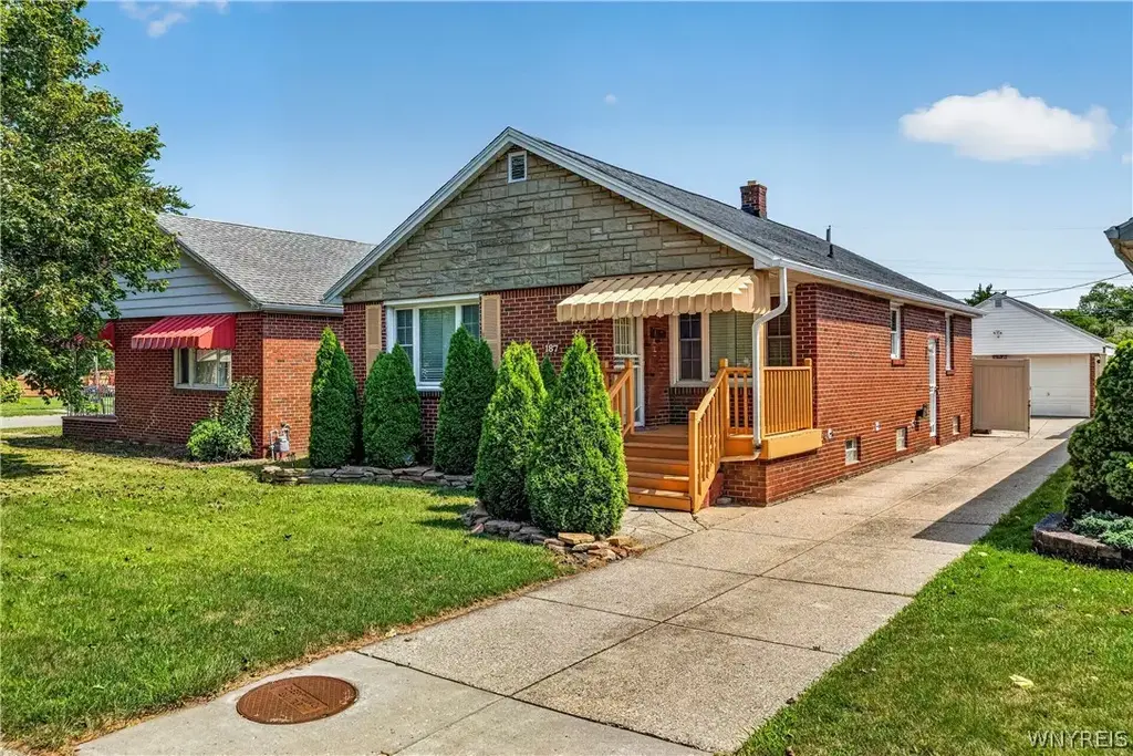 187 Eastland Parkway, Cheektowaga