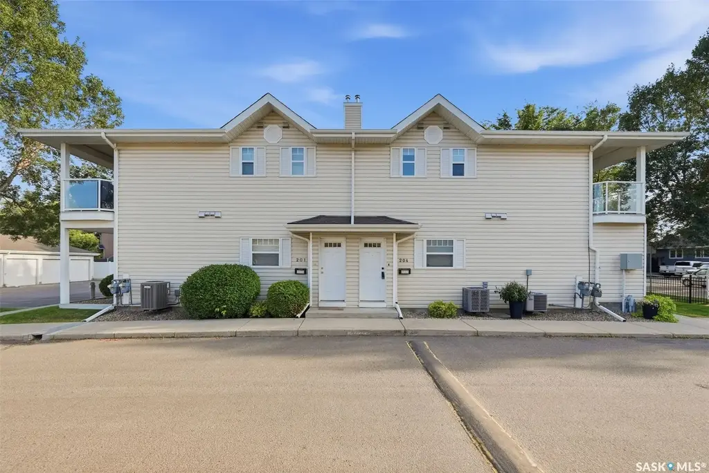 141 105th Street W 204d, Saskatoon