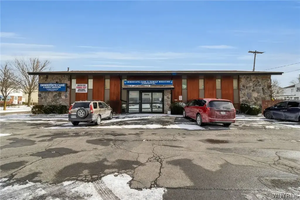 2949 Elmwood Avenue, Tonawanda