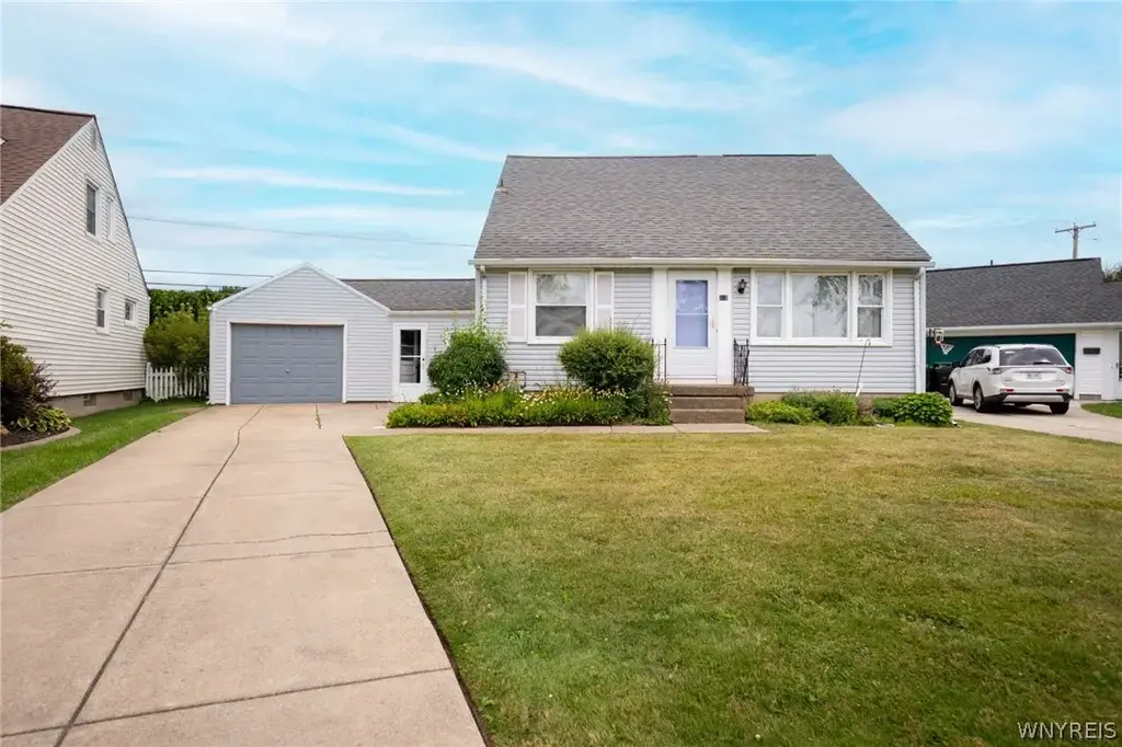 183 Cresthill Avenue, Tonawanda