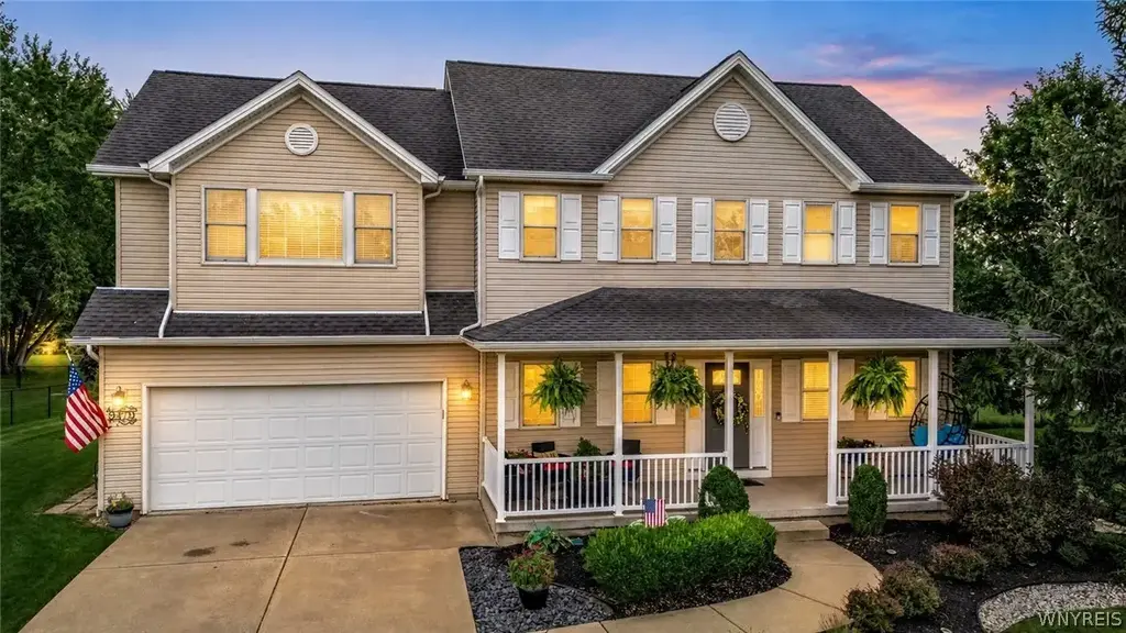 9479 Boxwood Drive, Clarence