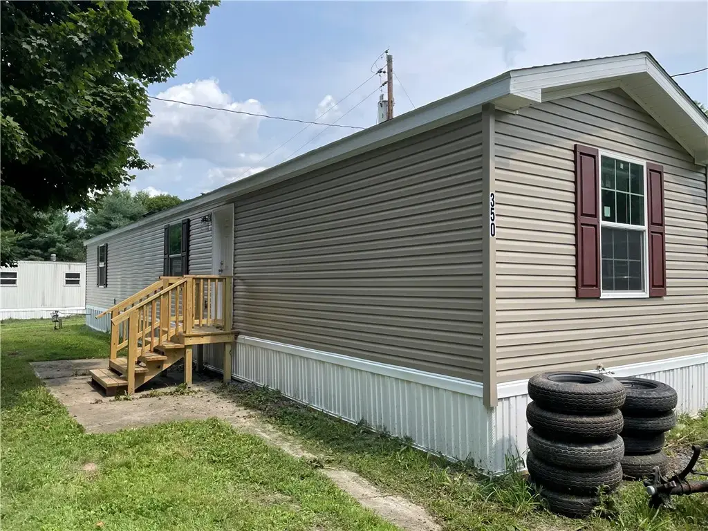 350 Poole Circle, Newfield