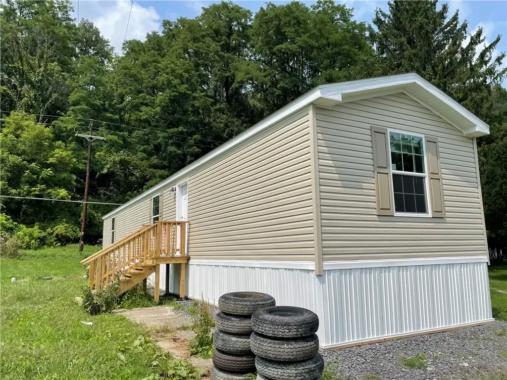 236 Valley Manor Drive, Newfield