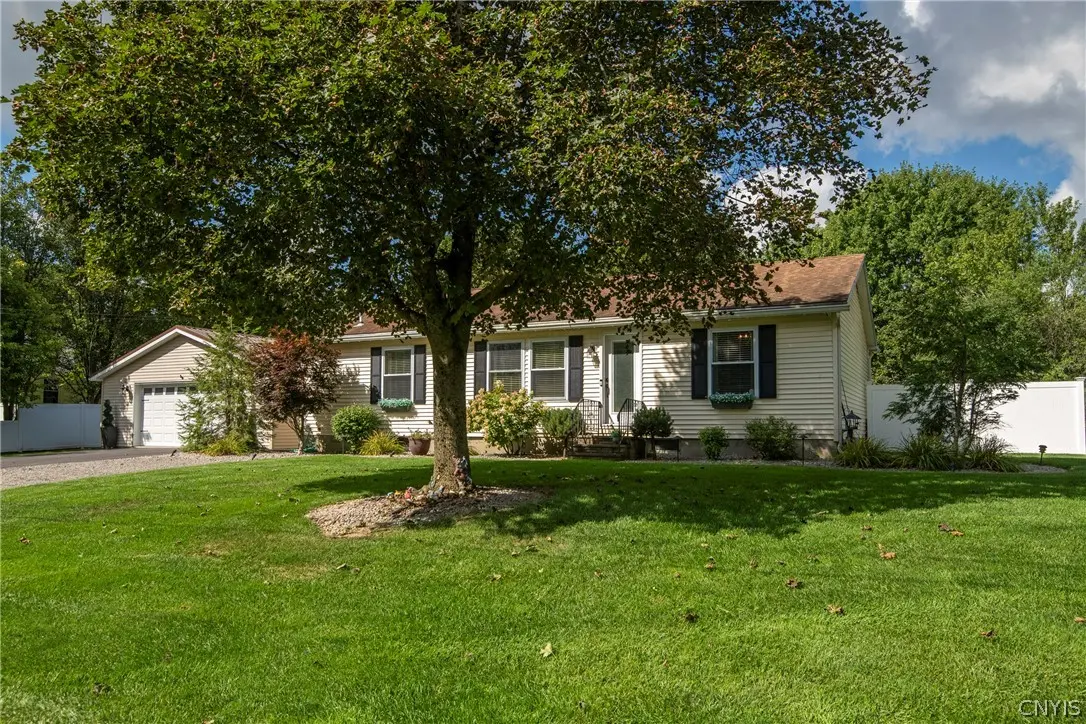 Photo of Listing #S1708103