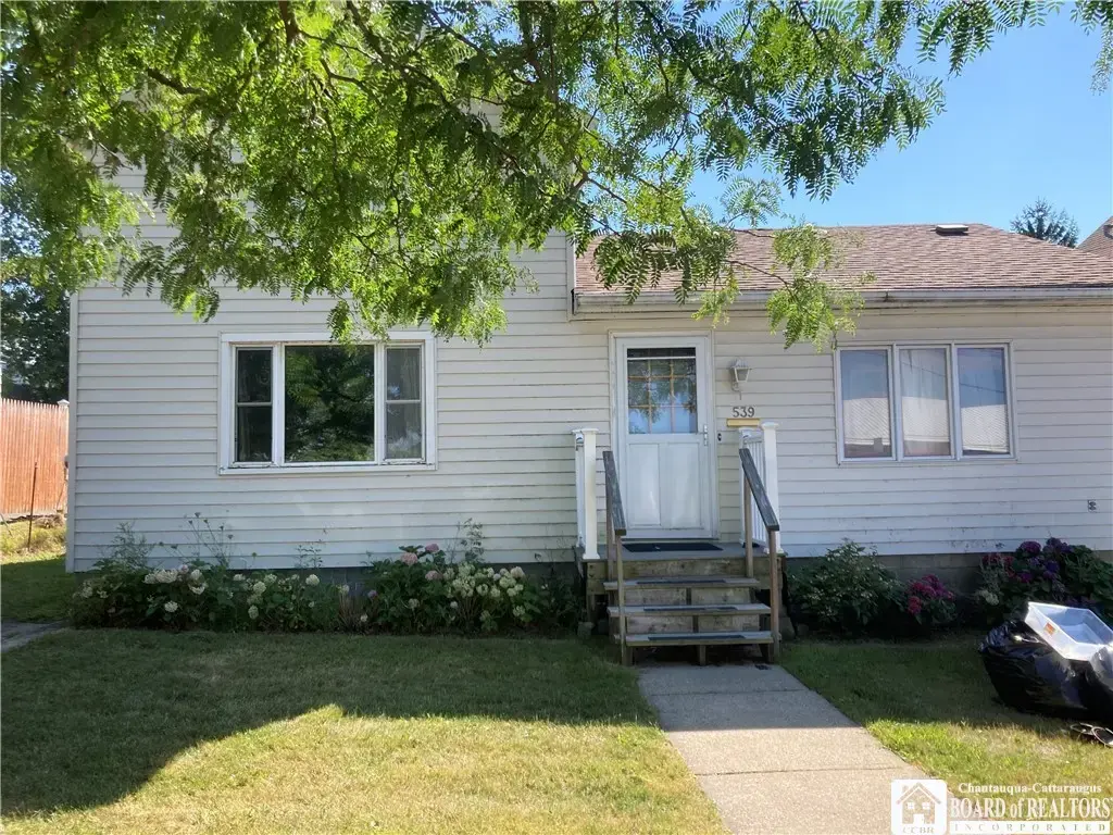 539 S Roberts Road, Dunkirk