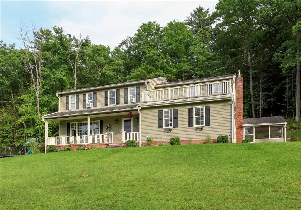 2622 Powderhouse Road, Corning