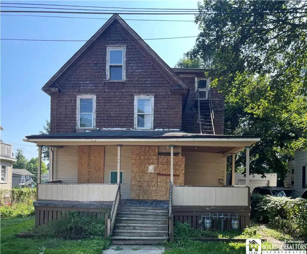 46 Utica Street, Jamestown