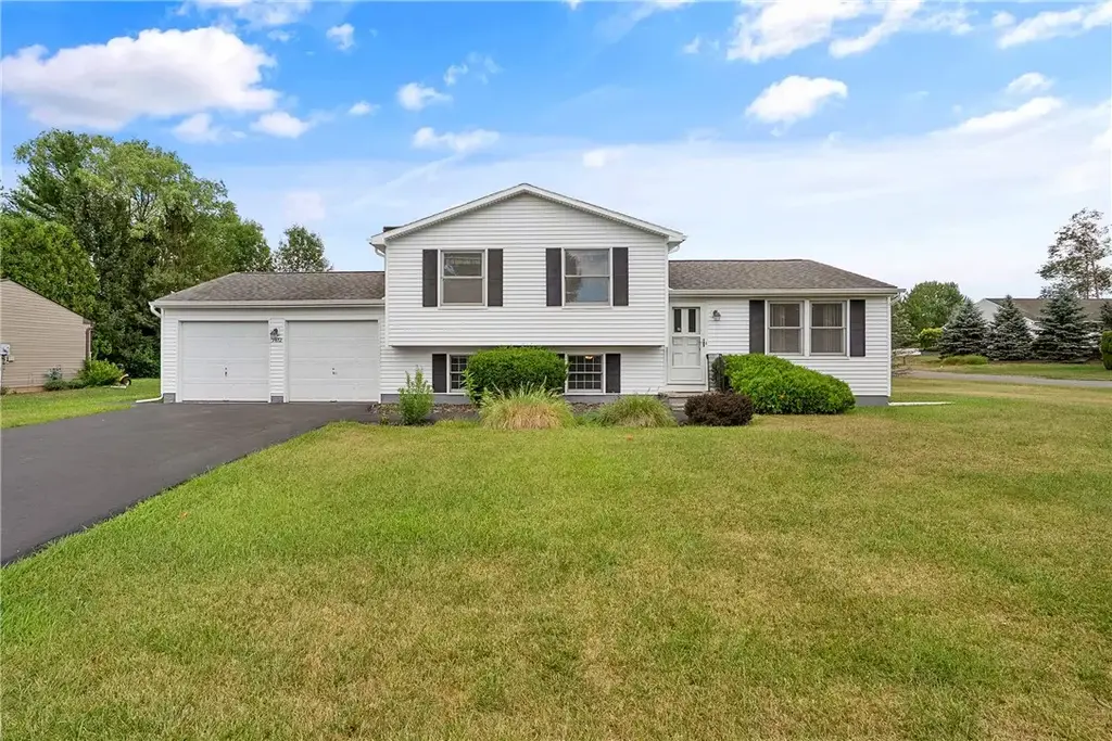 9472 Bygone Drive, Cicero