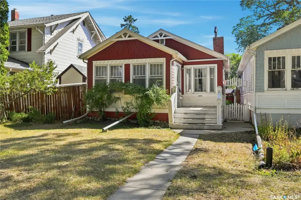 2243 Montreal Street, Regina