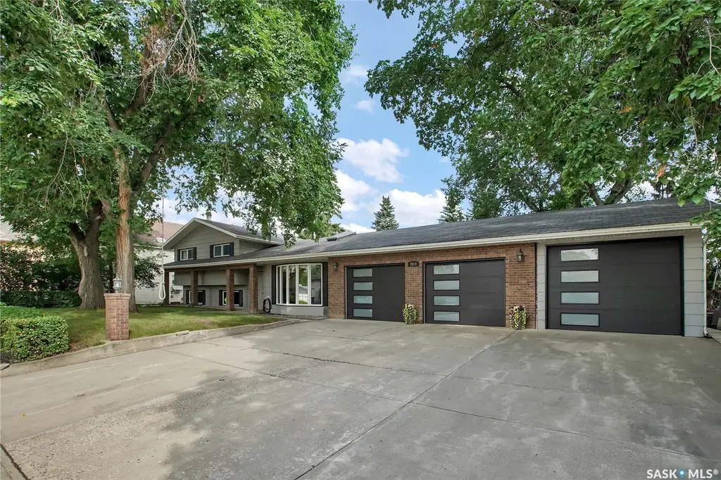 3010 5th Street, Rosthern