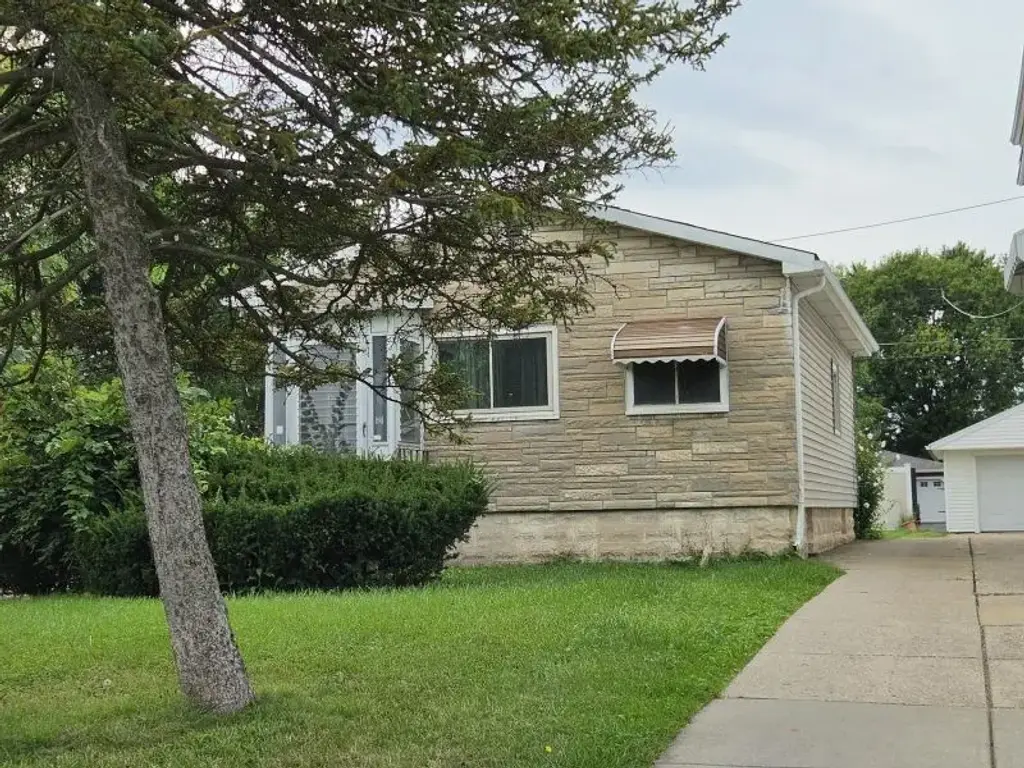520 University Avenue, Tonawanda