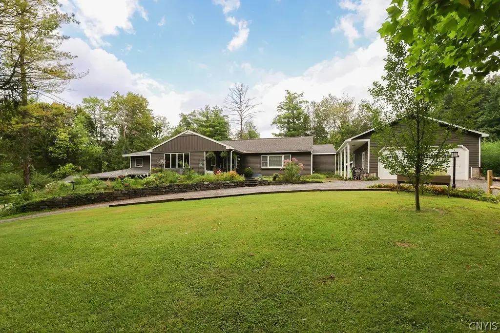 5840 Pierson Road, Manlius