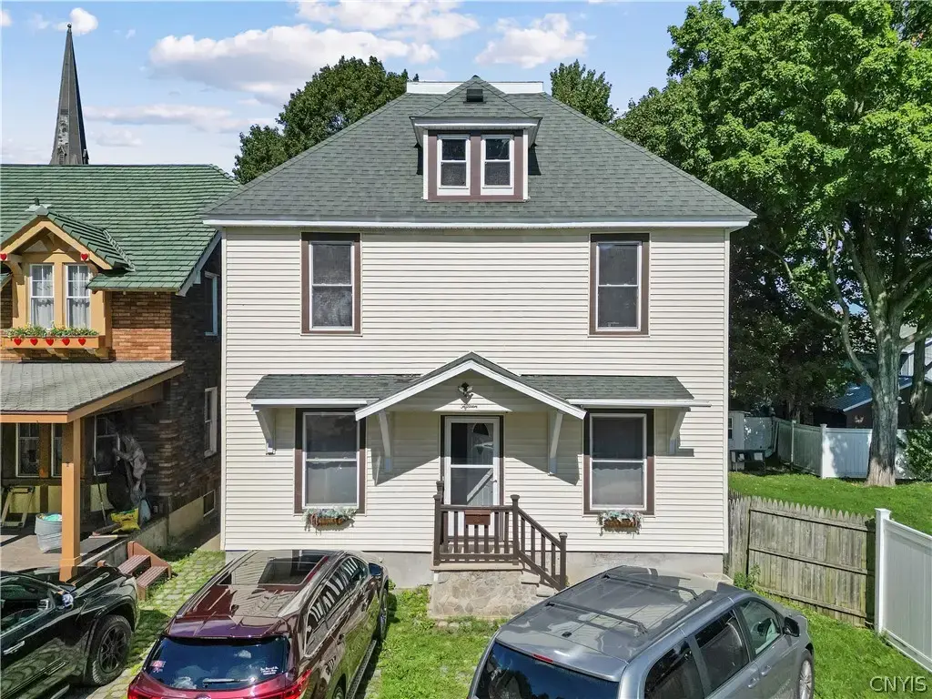 15 S Park Place, Herkimer
