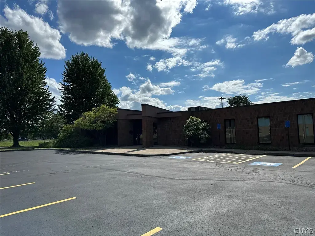 6555 Ridings Road, DeWitt