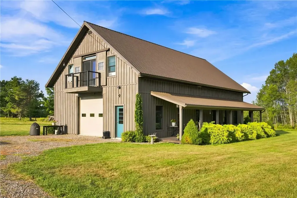 9270 Rose Road, Wayne