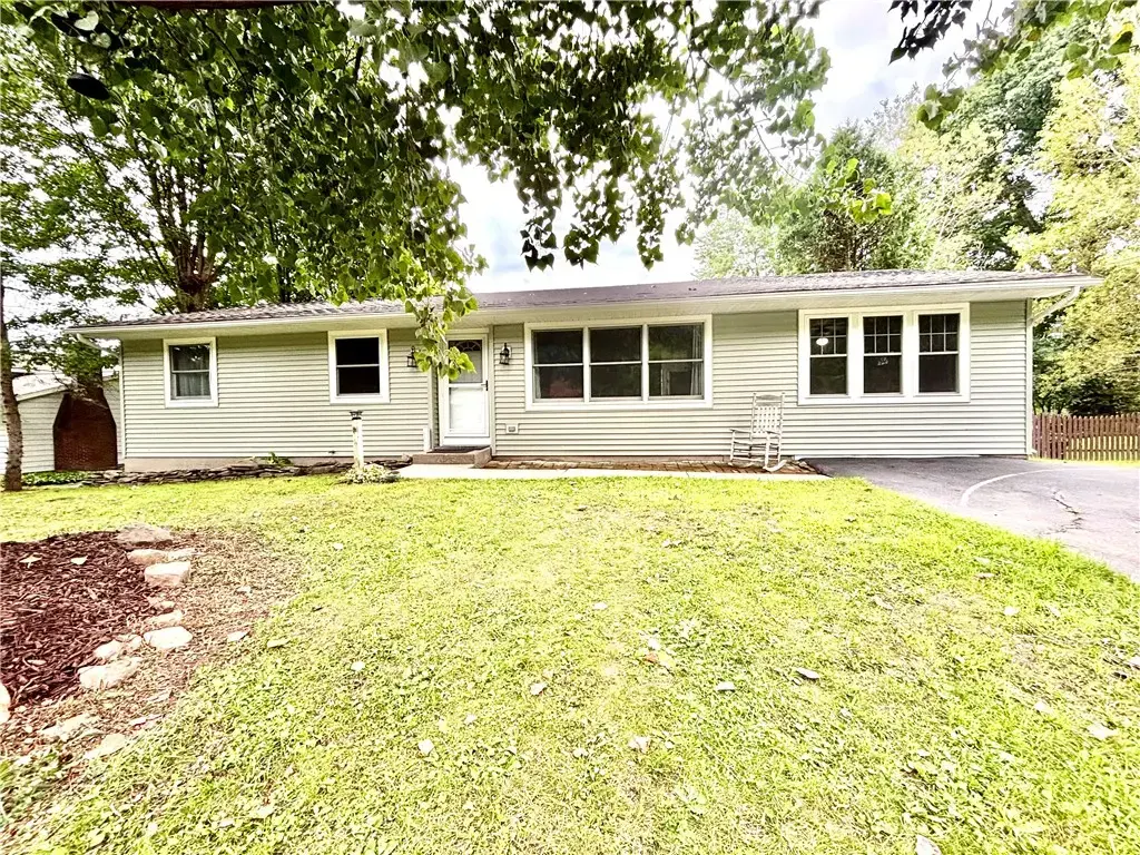 2784 White Birch Lane, Fleming
