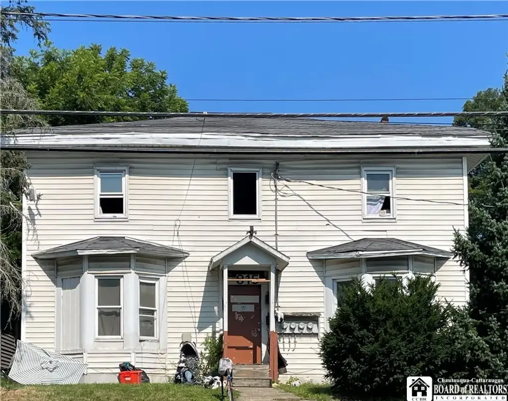 815 E 2nd Street, Jamestown